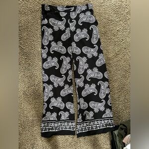 New York & Company Black and White Floral Pants
